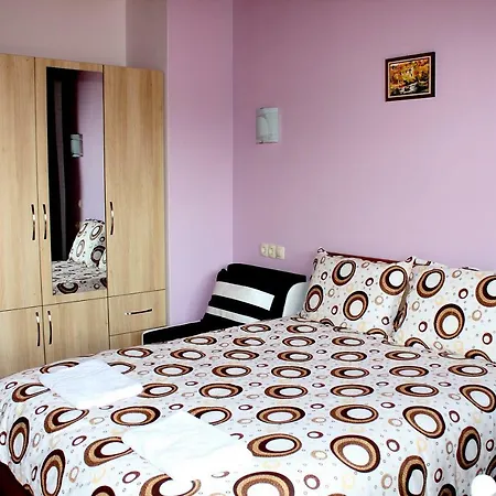 Hébergement de vacances илиеви , цигов чарк *