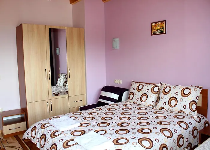 илиеви , цигов чарк Ваканционна къща