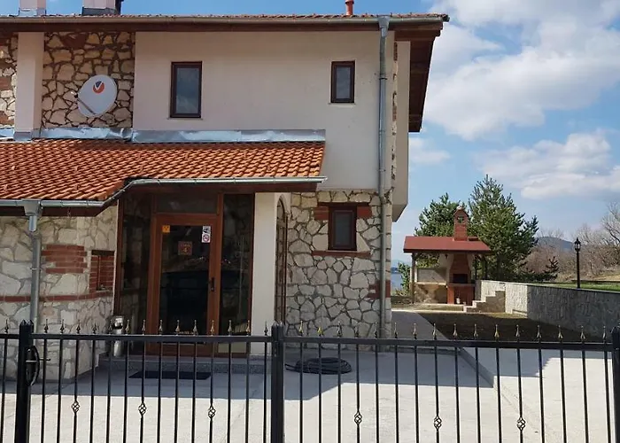 илиеви , цигов чарк Hébergement de vacances Batak